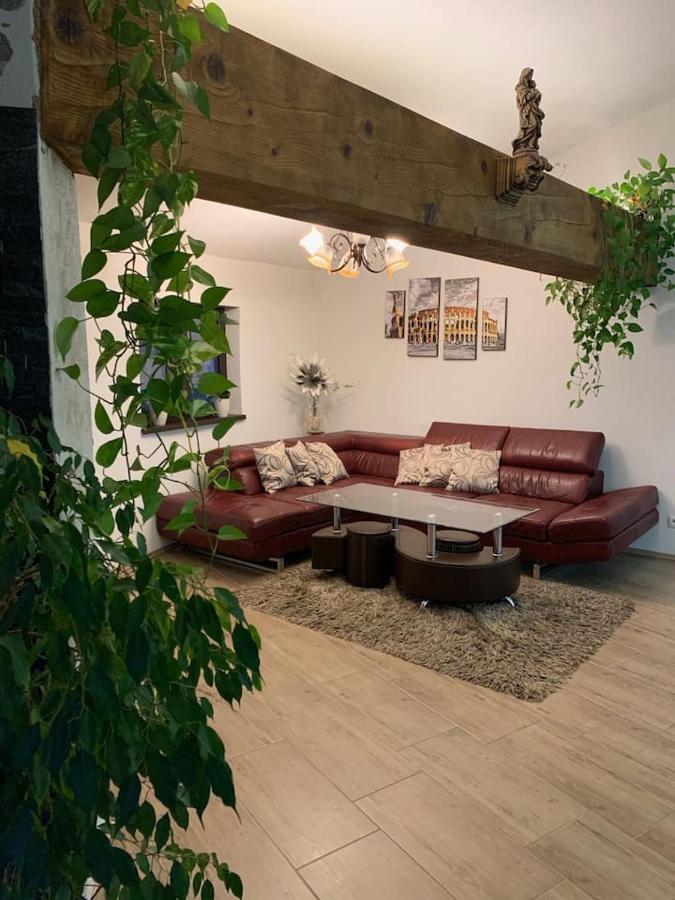Dovolenkovy Dom Dubak Villa Lopej Eksteriør bilde